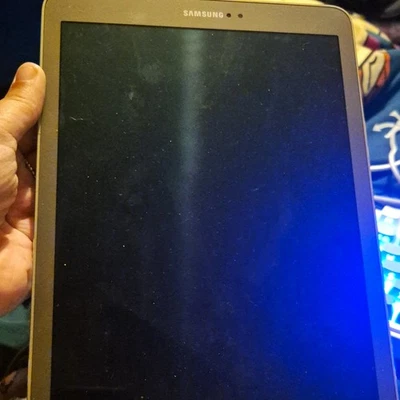 Samsung Galaxy Tab S2 · 32GB · Wi-Fi