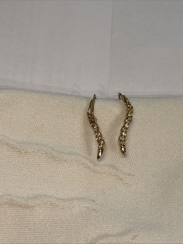 14k Solid Gold Diamond Earrings Weighs 1.64 Grams