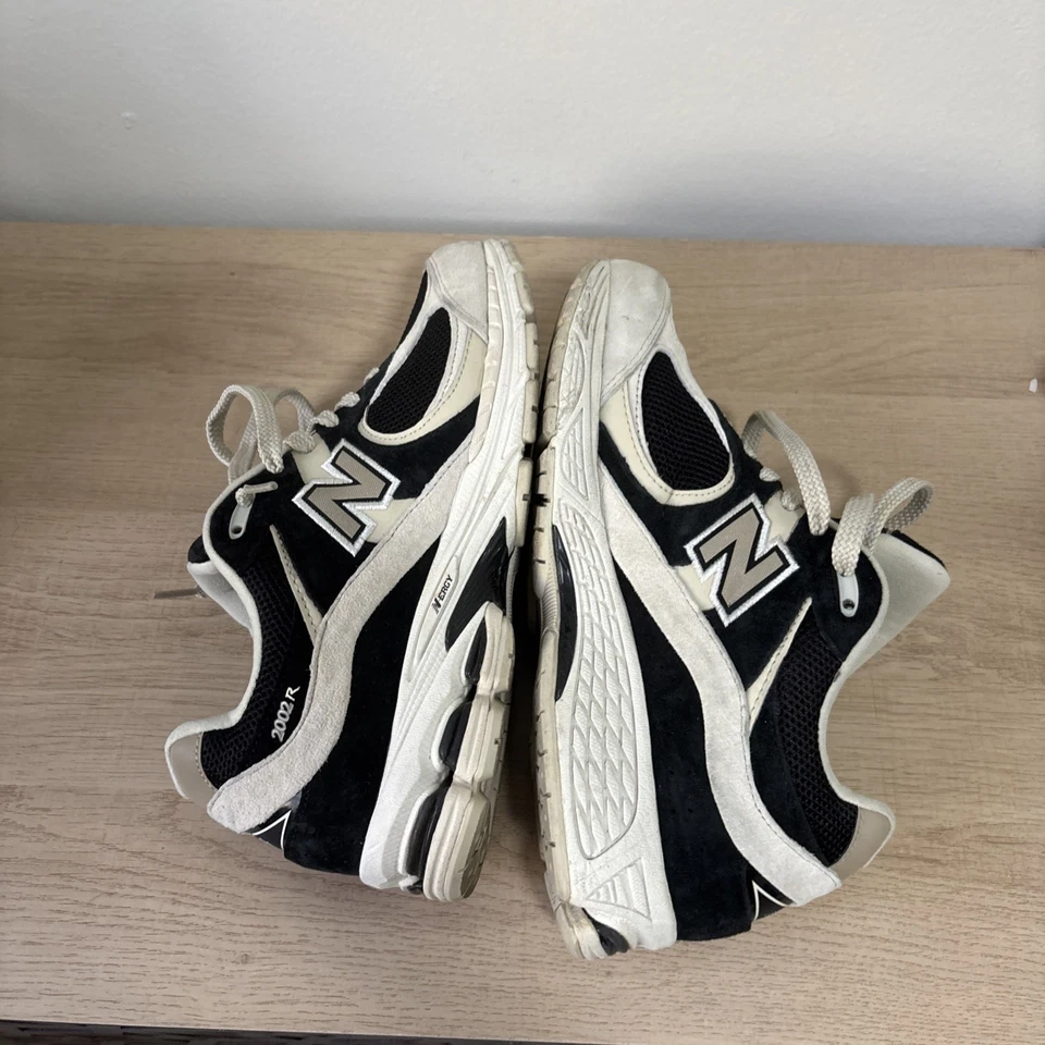 M2002RTZ New Balance 2002R Negro Beige Tostado Hombre Talla 8 Foto 2 de 4