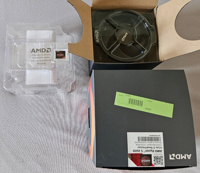 AMD Ryzen 2600X Originalverpackung mit Wraith Spire CPU Kühler OHNE CPU