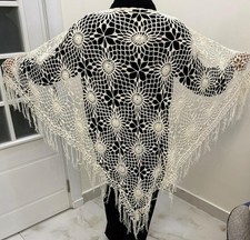 Vintage Boho Crochet Floral Triangle Shawl Wrap Ivory Fringe Festival Beach Cove