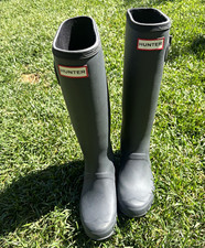 Hunter Women’s Gray Knee High Rubber Rain Boots Buckle waterproof Strap Sz 7