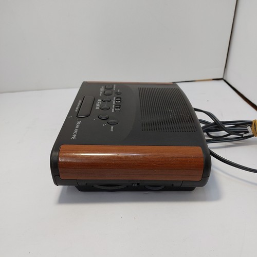 Sony Dream Machine ICF-C430 Digital Dual Alarm FM/AM Clock Radio Wood, TESTED - Picture 7 of 10