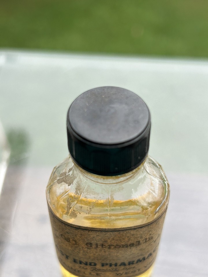 Rare East Rainelle, West Virginia East End Pharmacy Medicine Bottle W