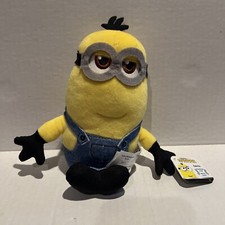 Illumination's Minions: The Rise of Gru Small Tactile Plush Kevin Squeeze Me 9"