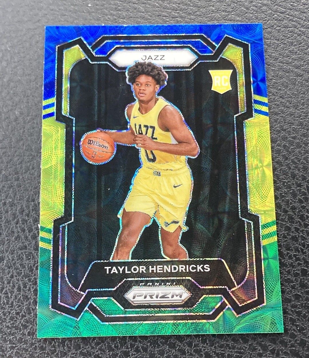 2023-24 Panini Prizm Choice Blue Yellow Green Prizm #161 Taylor Hendricks Rookie