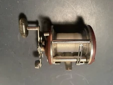 Vintage Olympic DS-8 Level Wind Salt or Fresh Water Reel