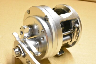 リール yukiSHIMANO 13OCEA CALCUTTA 300HG Shimano 13 Ocea Calucutta 300HG Right – JDM TACKLE HEAVEN