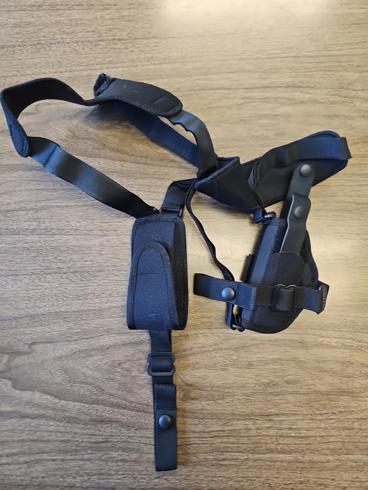 Uncle Mikes Pro-Pak Horizontal Shoulder Holster Black Nylon Size 1 #7701-0 - Image 3 of 4