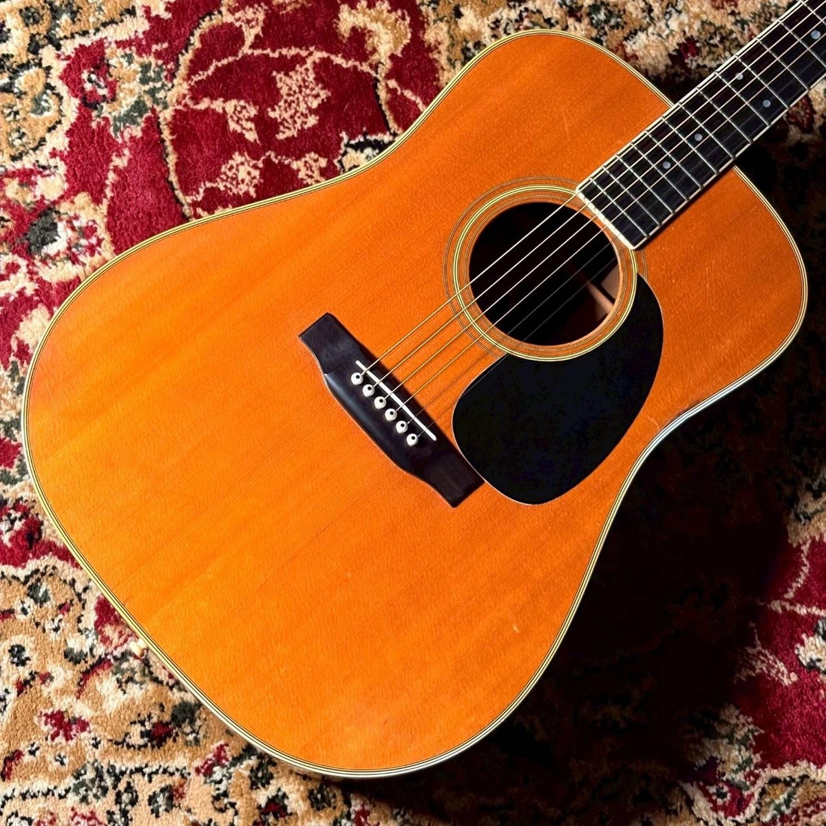 Martin D-35 1976年製 ヴィンテージ 純正HC ＋弦5セット Martin D-35 1976年製 ヴィンテージ 純正HC ＋弦5セット 【公式通販】