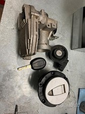 Recupero chiavi perse piaggio Beverly vespa, Leggere descrizione