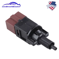 Brake Light Release Switch For Nissan Sentra Murano Juke NV200 25300-3RA0A