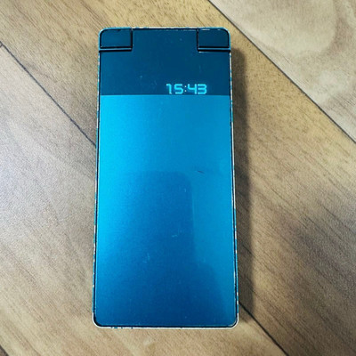SHARP AQUOS KEITAI 501SH blue Android Flip Phone Unlocked from japan