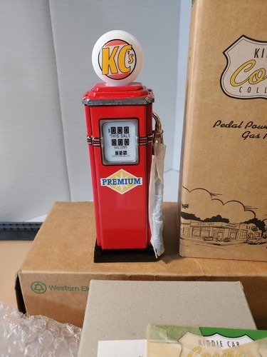 1997 Hallmark Kiddie Car Corner Collection Premium Zapfsäule rot beleuchtet Neu in OVP - Bild 2 von 8