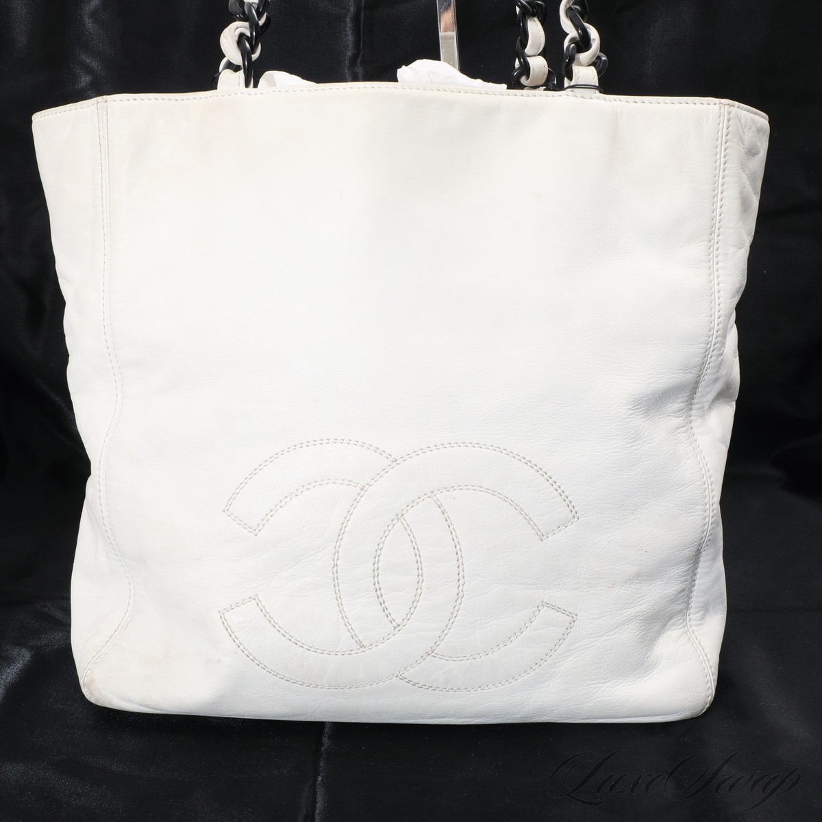 Chanel Made in Italy White Leather Black Resin Chained Handle