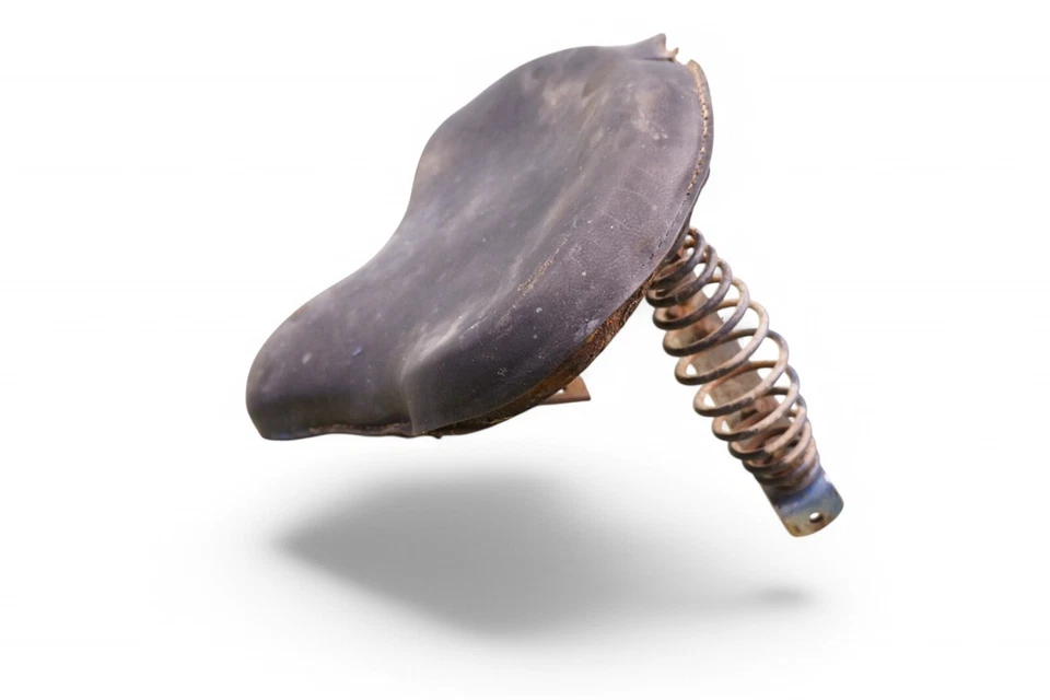 Harley K Model 900 Sportster KH KHK 750 Solo Seat with Original 51910-52A *2254 - Image 3 of 4