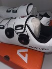 Foto 5 di 9