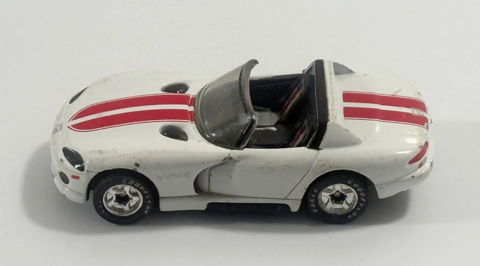 MATCHBOX WHITE DODGE VIPER RT/10 LOOSE - Image 2 of 4