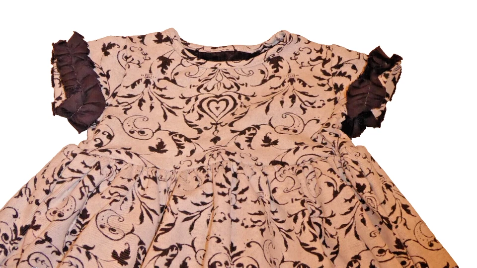 Persnickety 学步女孩象牙色和黑色荷叶边连衣裙 2 码 — 第 3/4 张图片