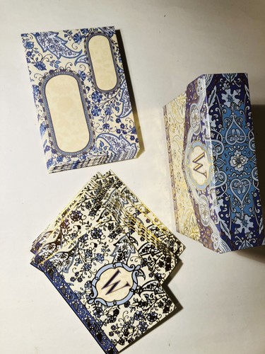 Monogrammed Set of 10 Blank Note Cards & Envelopes with Embossed Letter “W'' NEW - Picture 2 of 5
