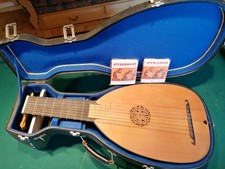 Renaissancelaute 8-chörig mit Koffer