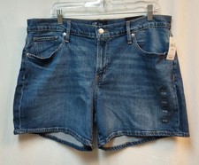 NWT GAP Denim 14/32 5 Inch Mid-Rise Jean Shorts Womens MSRP 49.99