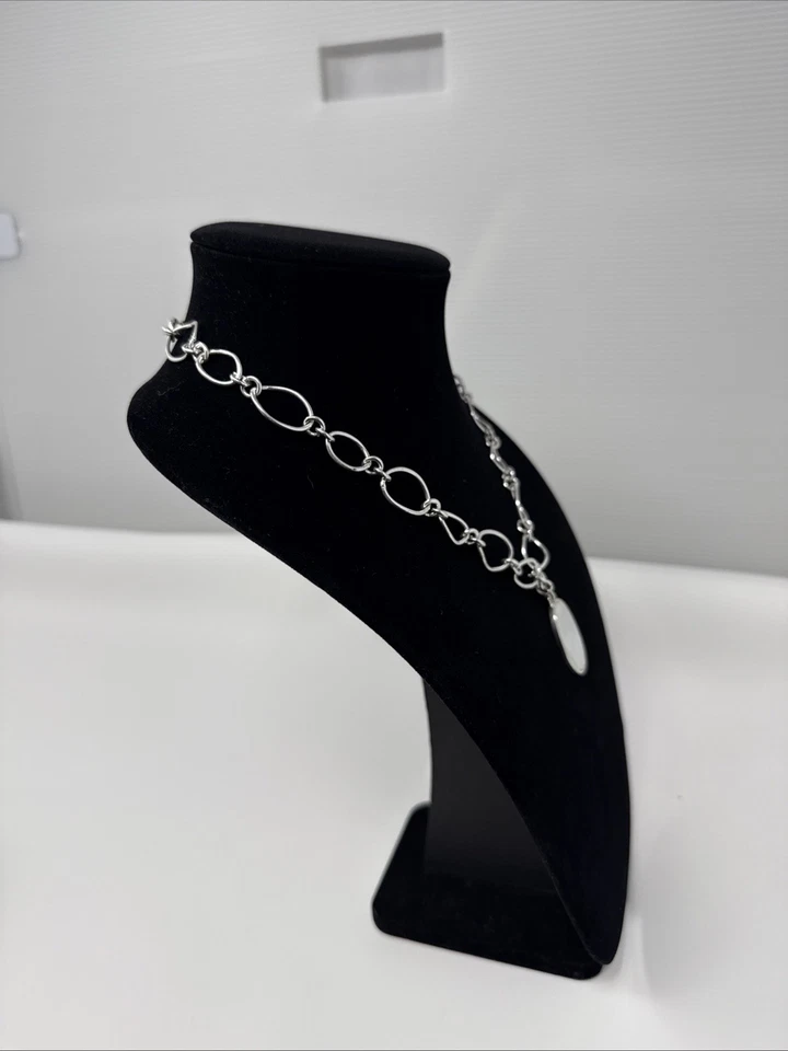 White MOP other of Pearl Shell Pendant Chunky Silver T Chain 17" Necklace AVON - Image 2 of 4