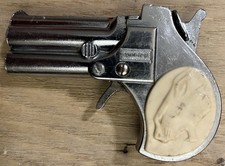 Vintage Hubley life size Derringer Cap Toy. Not Working. L-28.