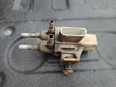 FUEL TANK SWITCHING VALVE 7.3L DIESEL Fits 94-97 FORD F250 F350 PICKUP