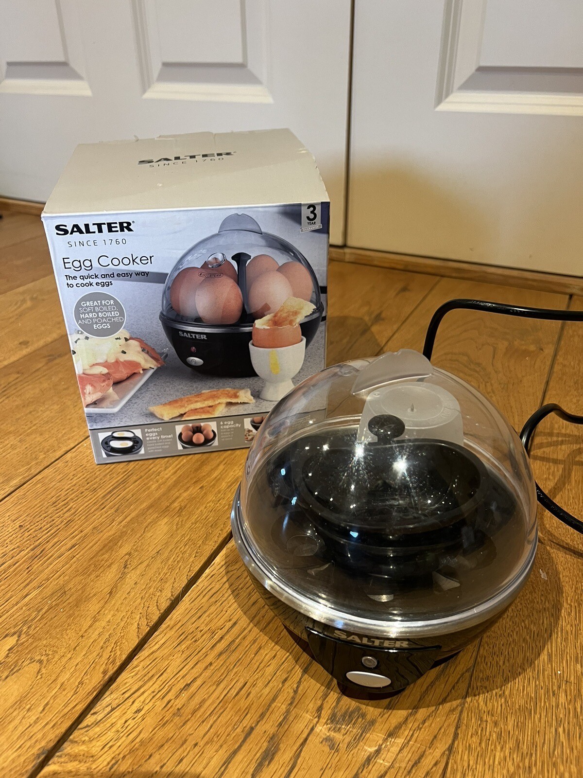 Salter 6 Egg Cooker Electric Poacher Boiler For Soft, Medium or Hard