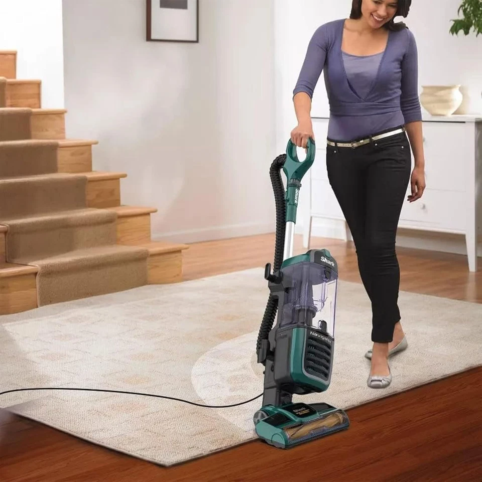 SHARK ZU51 Navigator Swivel Pro Pet Upright Vacuum Self-Cleaning Brushroll Hepa - Image 2 of 4