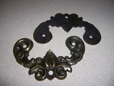 2 VTG BRASS SCROLL FINIAL DECORATIVE HARDWARE