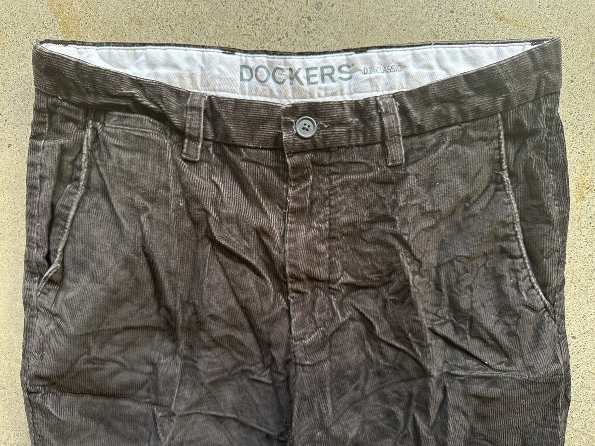 Vintage 1990s Levi's Dockers D3 Classic Brown Cotton Vintage 1990s Levi's Dockers D3 Classic Brown Cotton