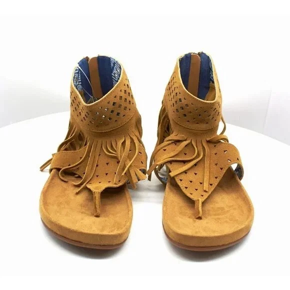 Novo com etiquetas Sandálias Femininas 10/11 DINGO-HEAT WAVE-CAMEL Retro Hippie Camurça com Zíper-FUNCIONA GRANDE - Imagem 2 de 4