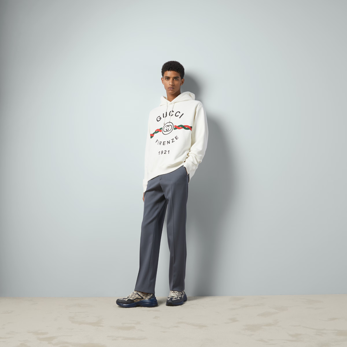 GUCCI HOODED SWEATSHIRT COTTON 'GUCCI FIRENZE 1921'. Size M
