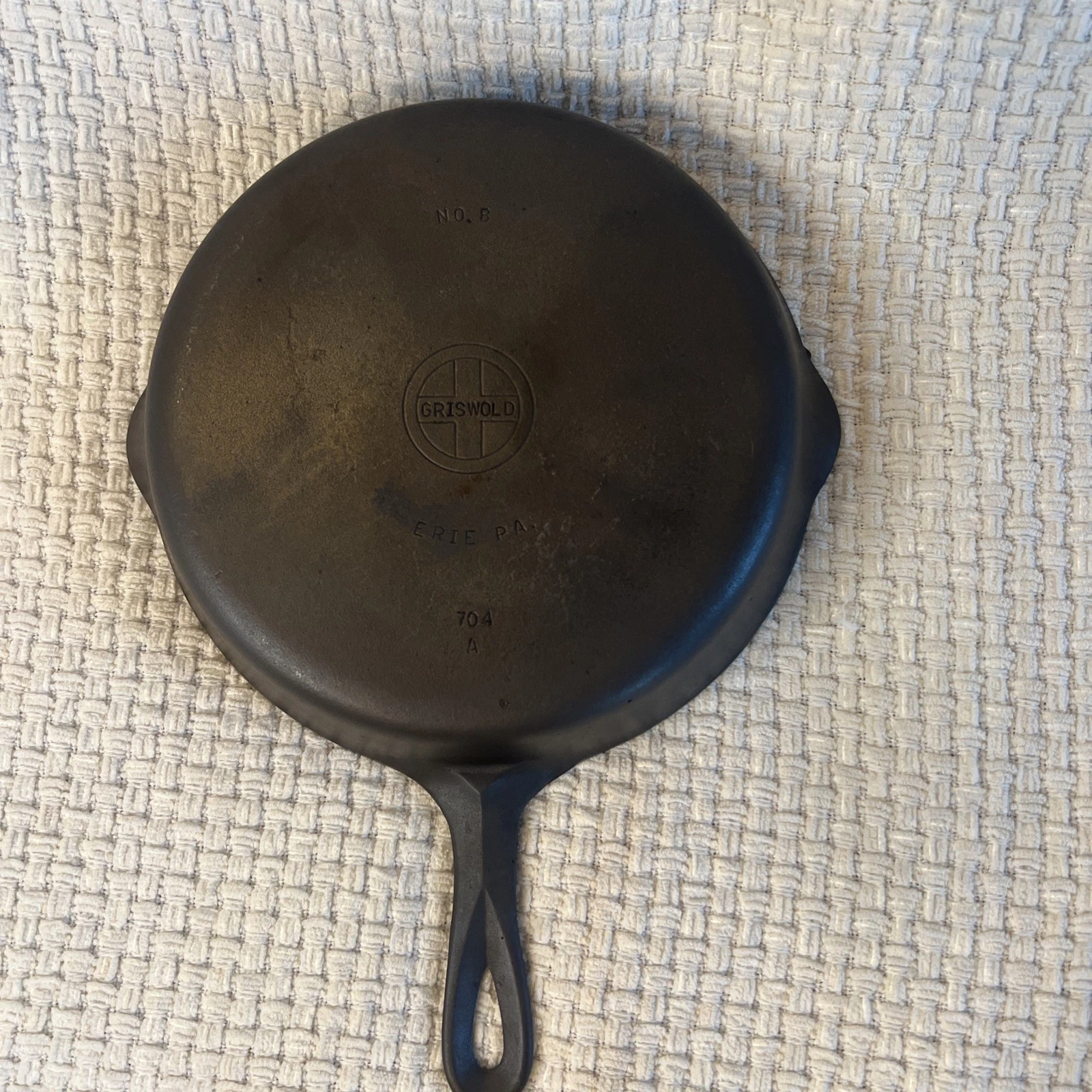 Vintage GRISWOLD Cast Iron SKILLET Frying Pan # 8 SMALL BLOCK LOGO Restored