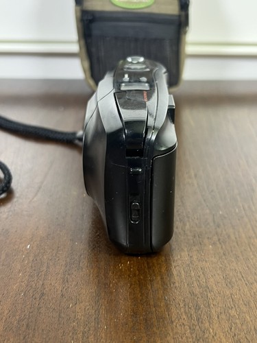 Olympus Infinity Stylus Zoom 35-70mm Film Camera with Case and Manual - Picture 4 of 18