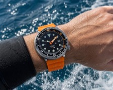 Automatic Divers Watch 300m Orange XL Seiko TMI Movement Self Winding UK