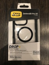 OtterBox Defender Pro XT MagSafe Case for iPhone 16 Pro Max- Clear/Black
