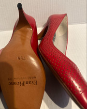 Vintage 1980s Red All Leather heels Shoes By Evan-Picone Size 7.5 narrow fit 