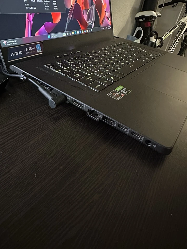 Ноутбук ASUS ROG Zephyrus G15 15,6 WQHD 165 Гц, RTX 3070, AMD Ryzen 9, твердотельный накопитель 1 ТБ - Изображение 3 из 4