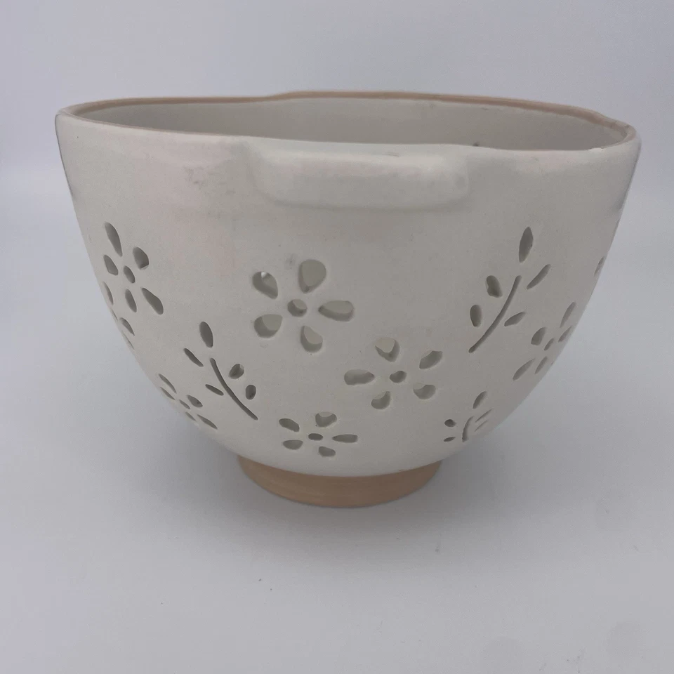 Natural Earthenware Ceramic Berry Fruit Colander Small, 6”Wx4.25”H- Ivory Beige - Image 2 of 4