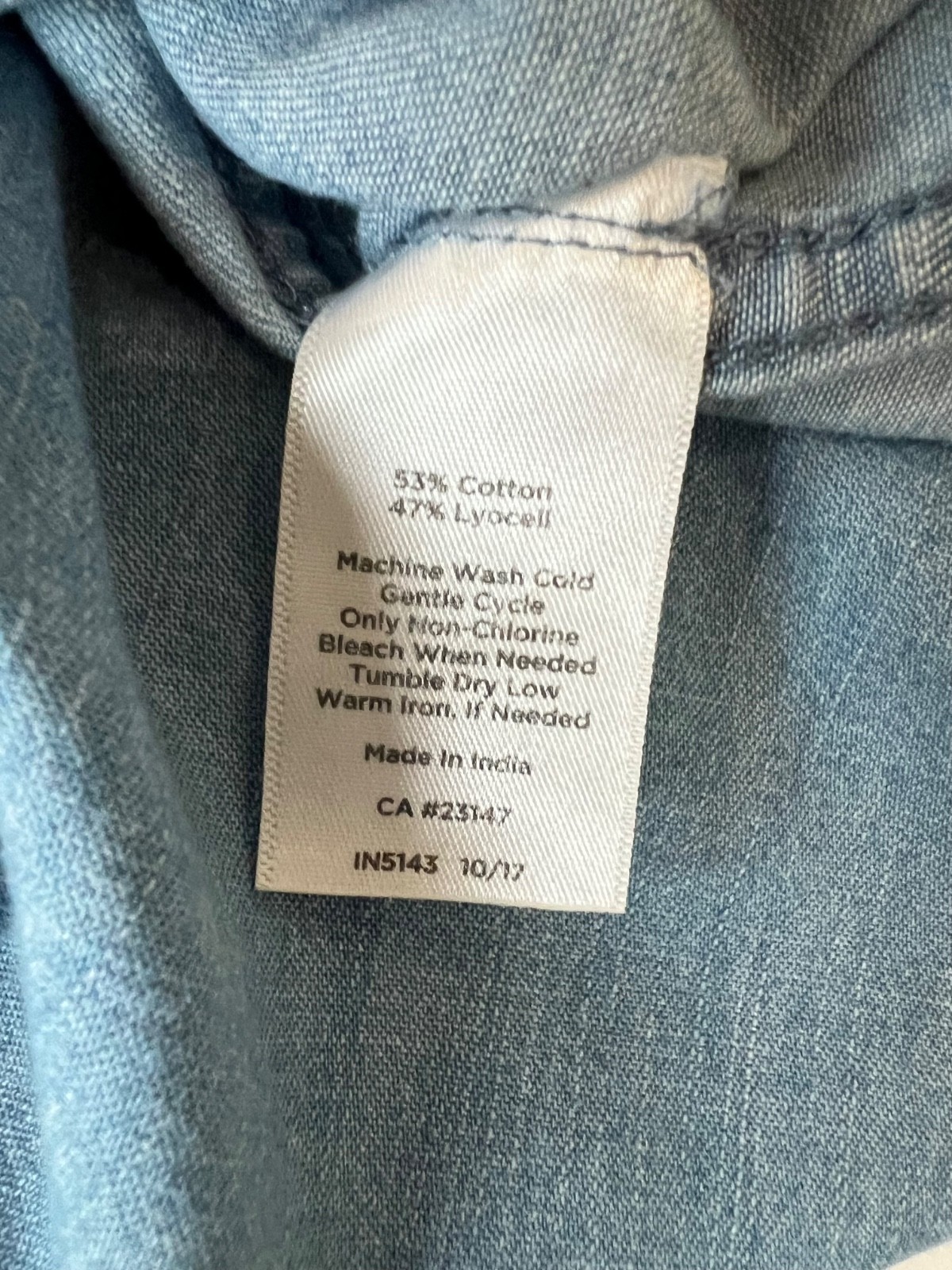 Talbots Light Blue Chambray  Half Button Long or … - image 10