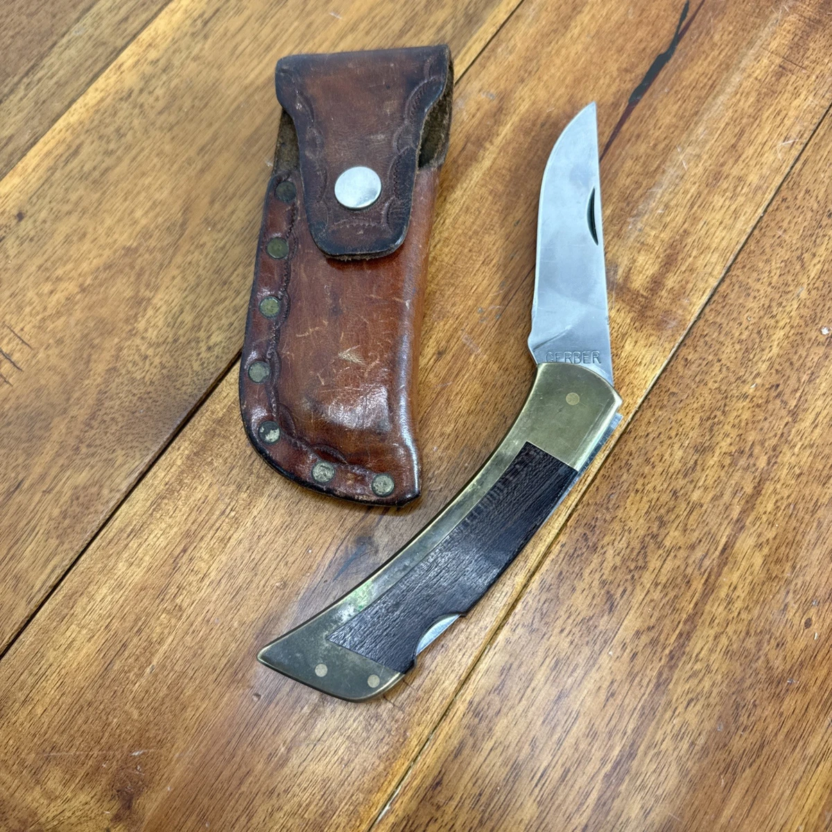 Gerber Sportsman Knife In Collectible Vintage Factory Manufactured