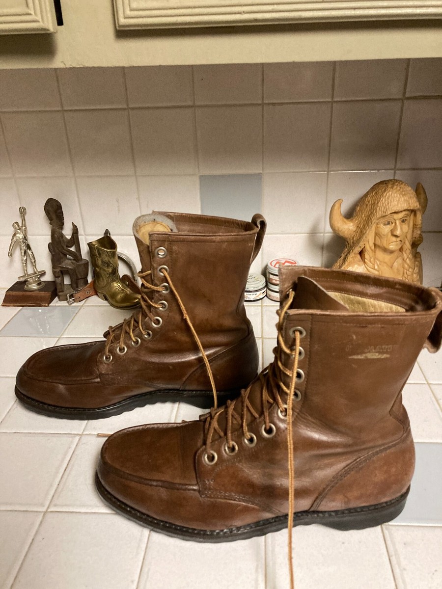 VINTAGE BROWN DISTRESSED MADE IN YUGOSLAVIA LACE UP ANKLE WORK