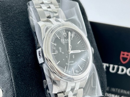 TUDOR Watch Glamour Black Dial 31mm Ref 53000-0002 Swiss Made Box / Papers NWT - Picture 5 of 10