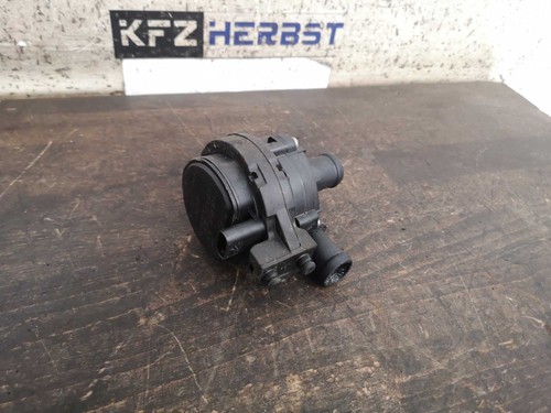 VW Golf VIII 8 CD Wasserpumpe 2Q0965567A 2.0 TDi	 110kW DTSB 282581