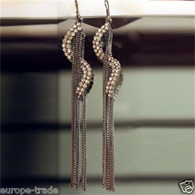 EXKLUSIVE SCHWARZE S-FORM LANGE QUASTEN STRASS HAKEN BAUMELNDE LINEARE OHRRINGE