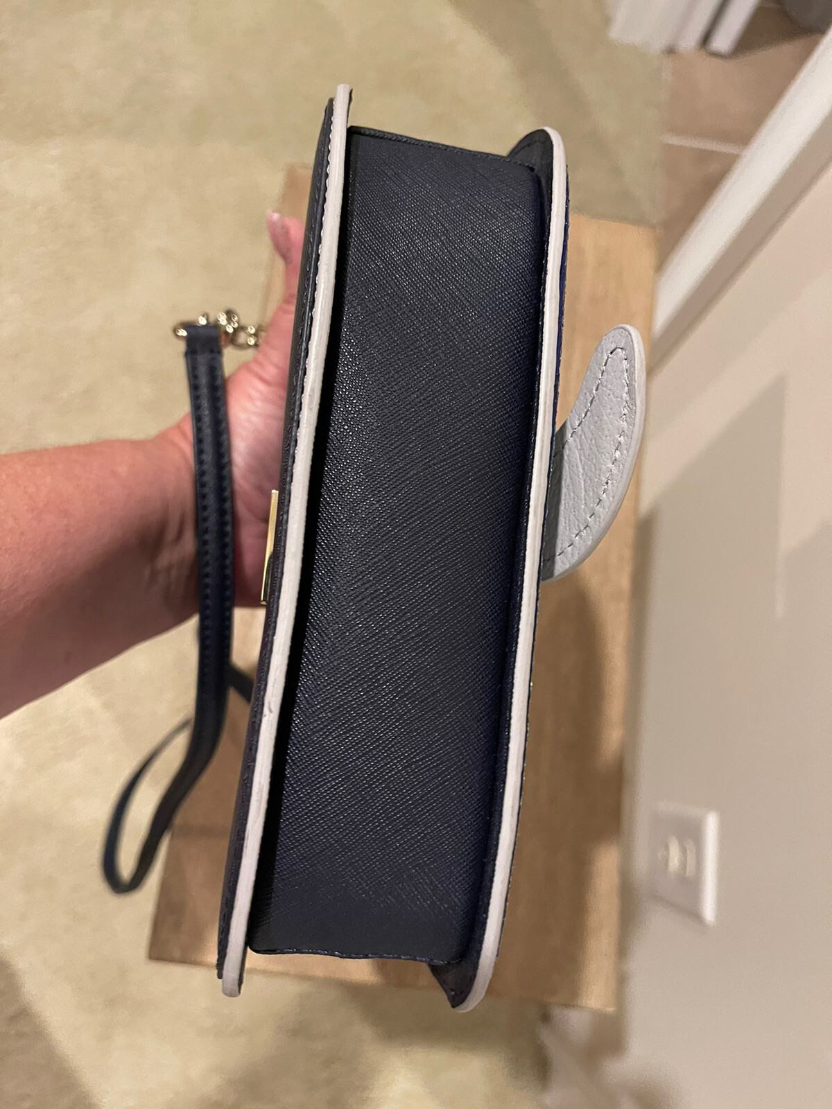 Kate Spade Off We Go Whale Crossbody Bag PREOWNED eBay