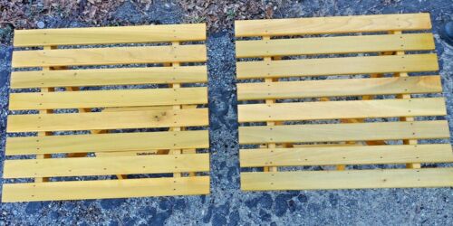 Kent Feeds 2 Wooden TV Trays Table Set Folding Portable Stand Promotional Advert - Picture 2 of 7